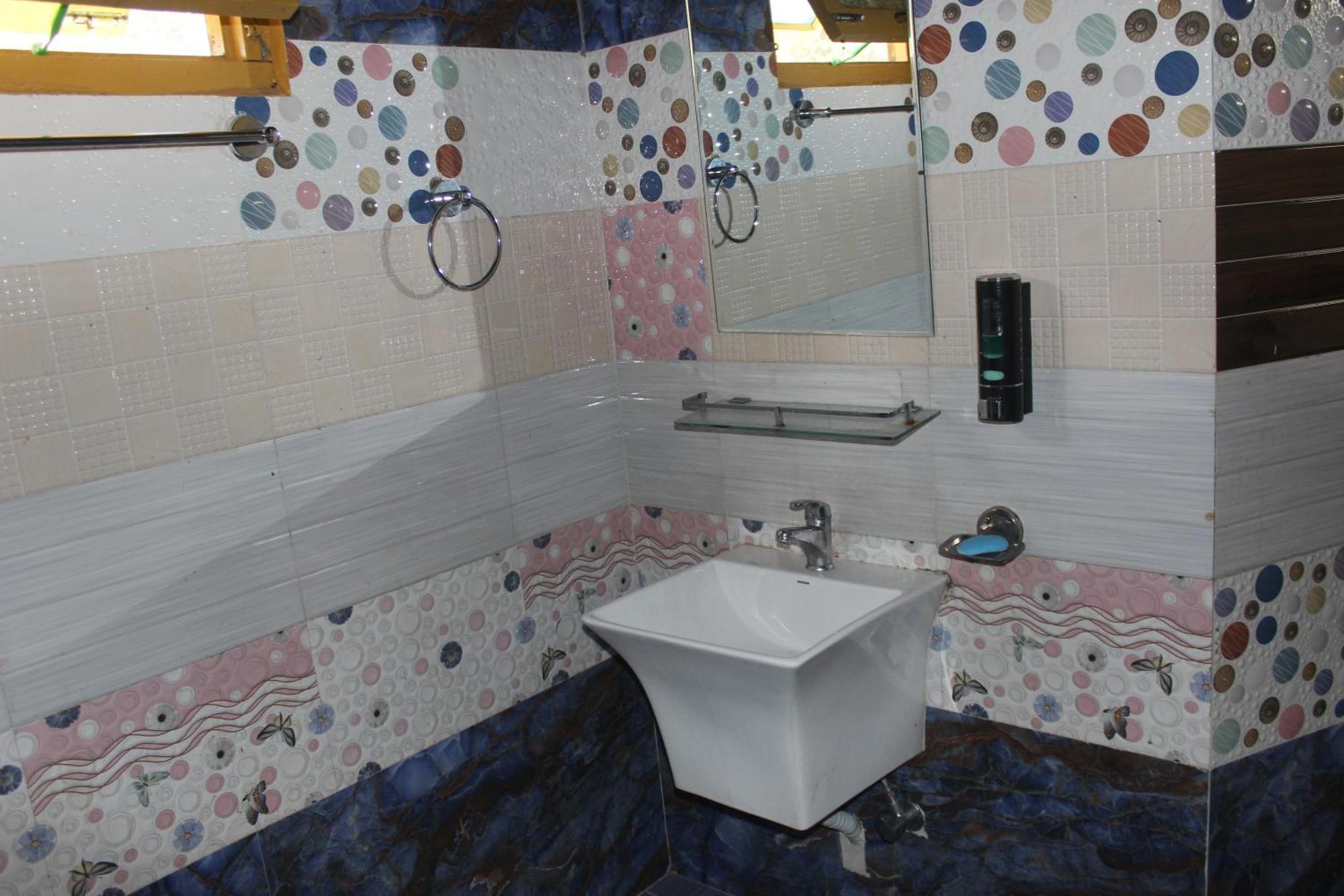 Moonlight Guest House Kasol Εξωτερικό φωτογραφία